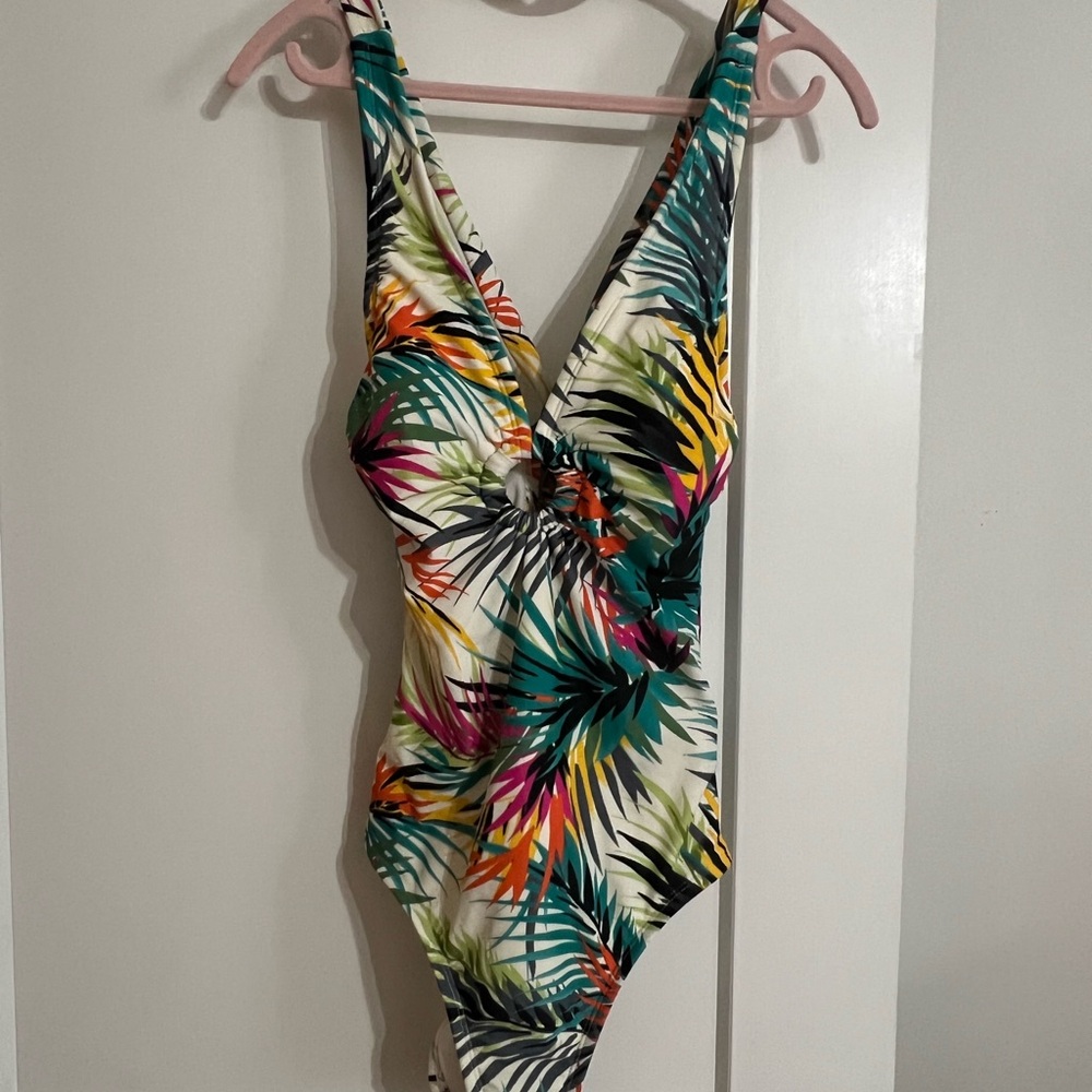 Shade & Shore Tropical Print One Piece Swimsuit - Multicolor